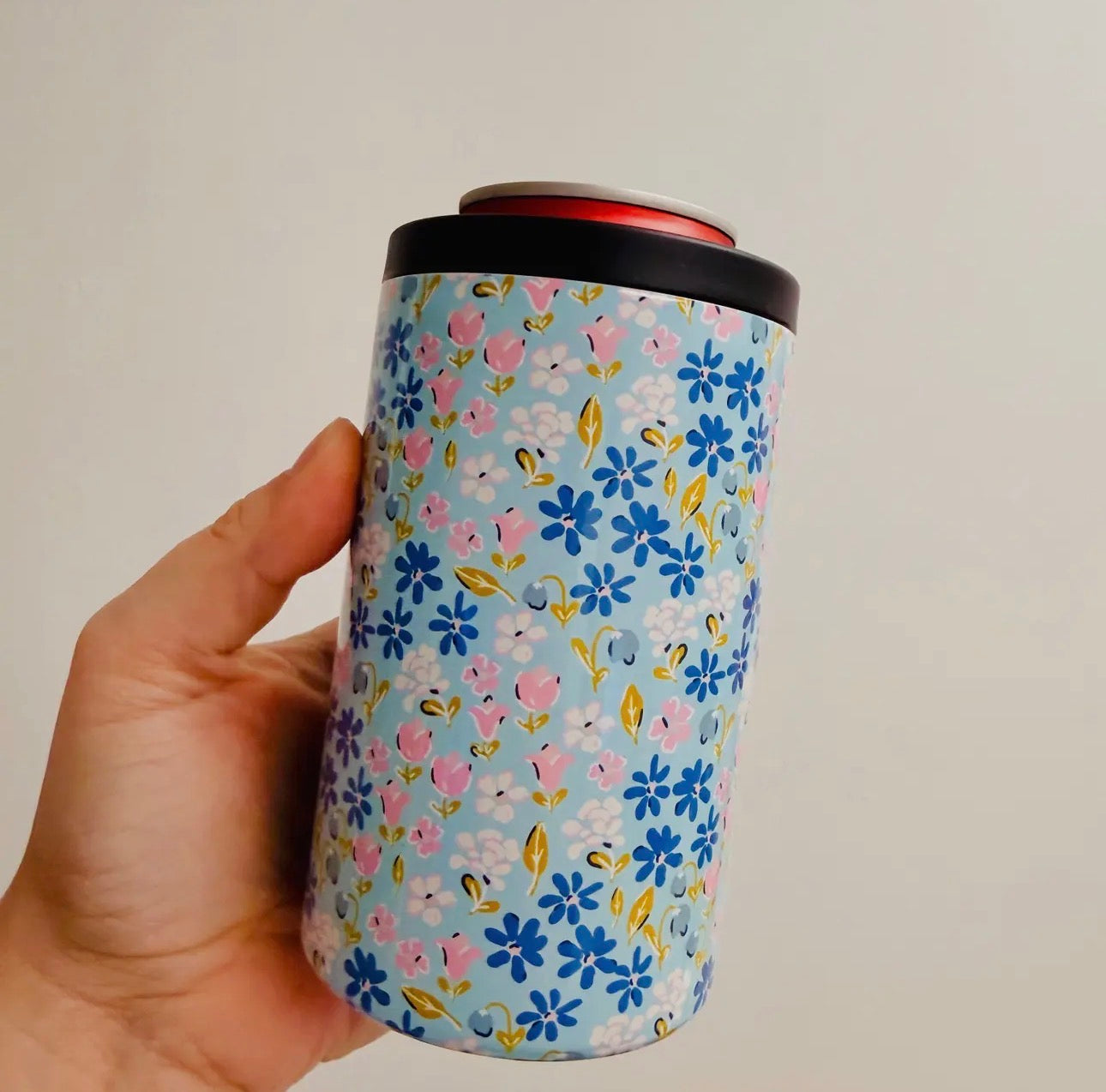Blue Ditsy Can Cooler 12oz