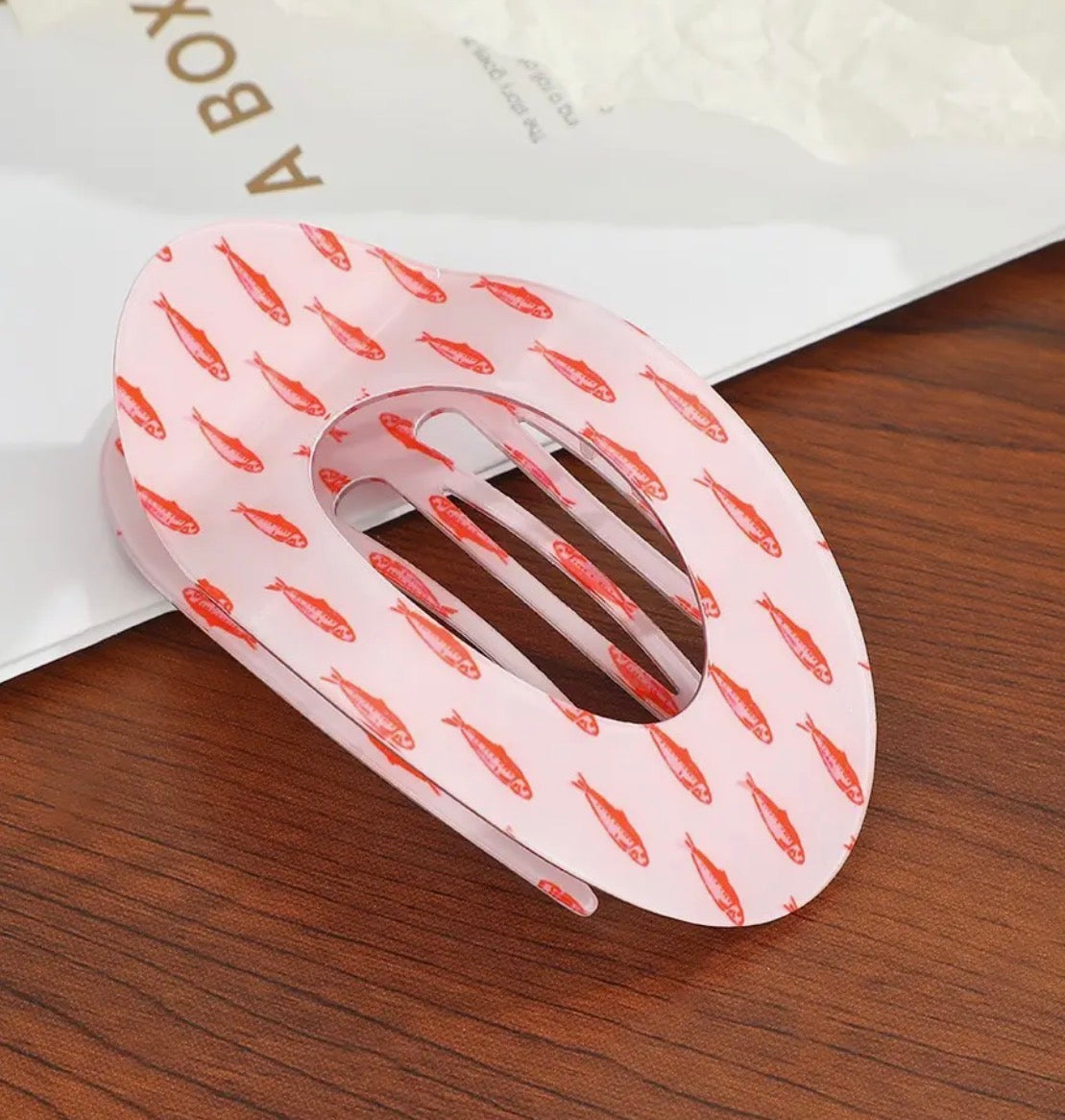 Oval Fish Flat Claw Clip
