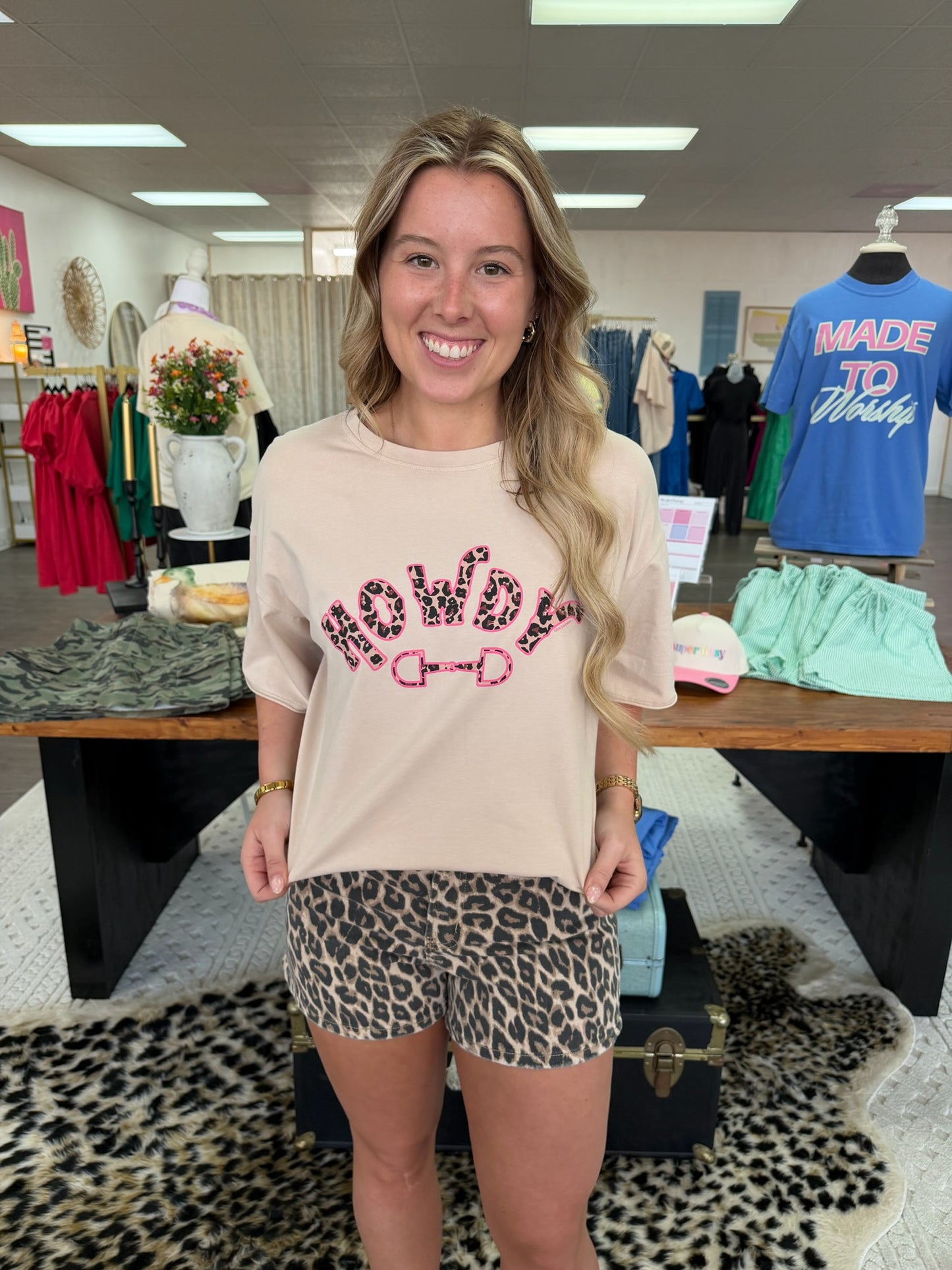 Howdy Tee