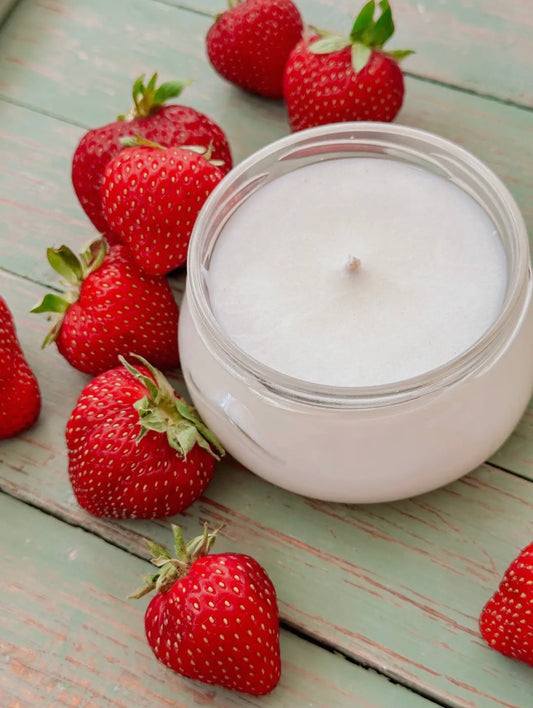 11 oz Strawberry Daydream Candle