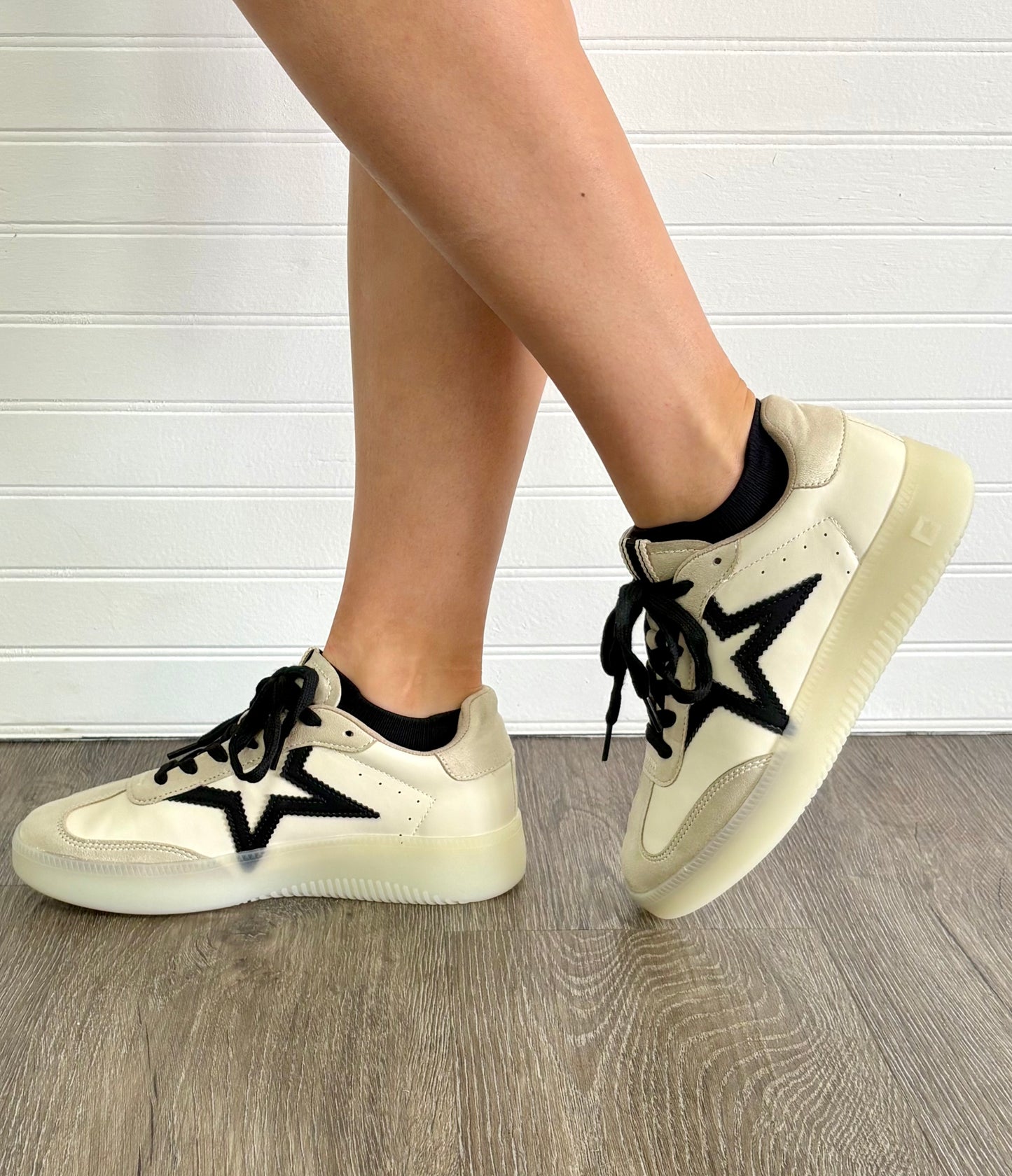 Peaches Sneaker