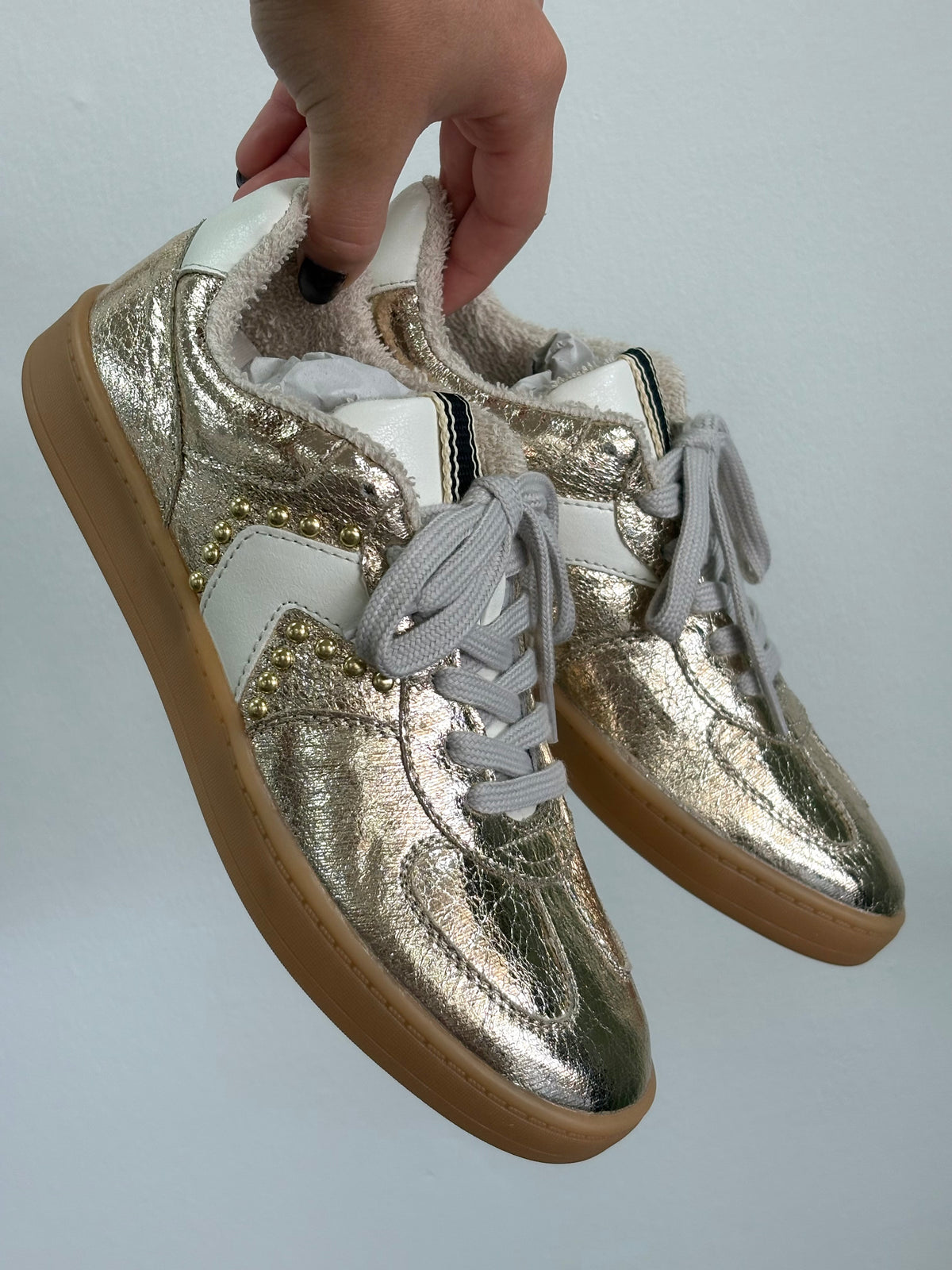 Portland Gold Sneakers