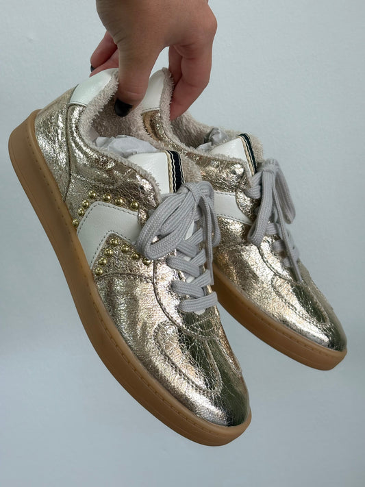 Portland Gold Sneakers