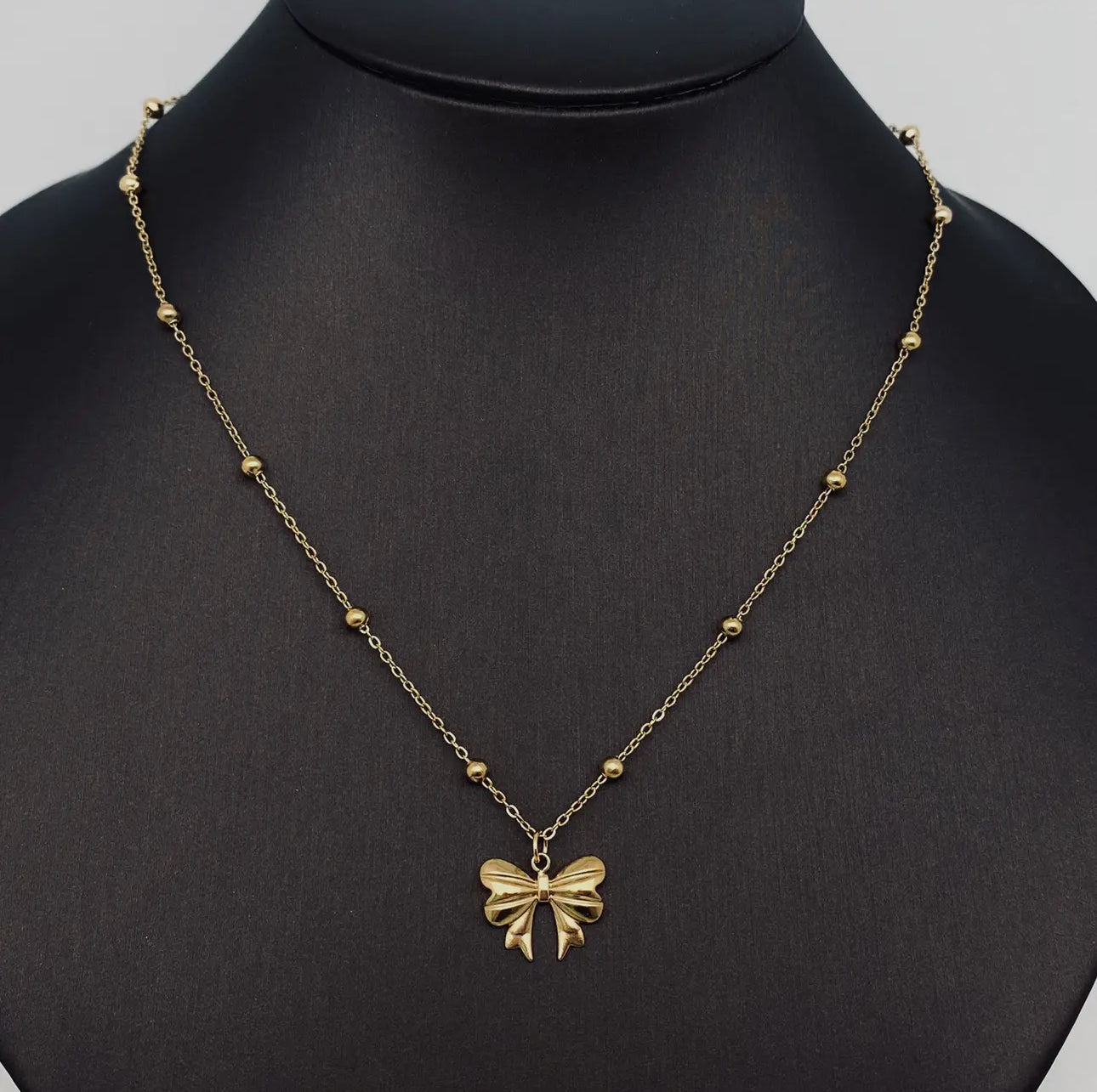 Bow Pendant Necklace