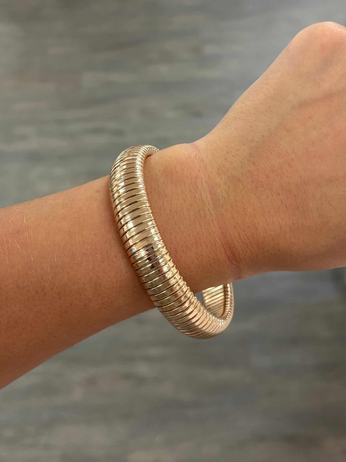 Gold Ribbed Bracelet