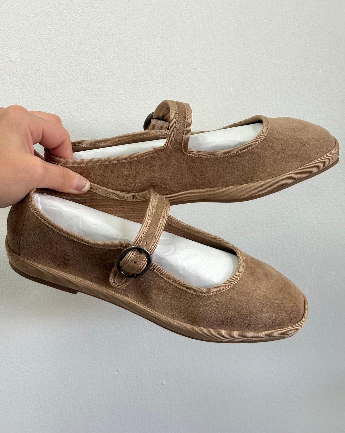 Miluna Sneakerina