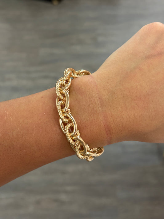 Gold Chain Link Bracelet